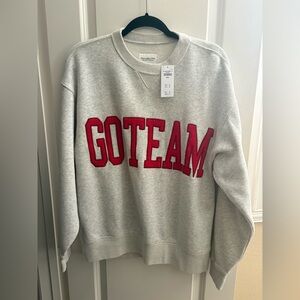 Abercrombie & Fitch | GO TEAM crewneck | size S